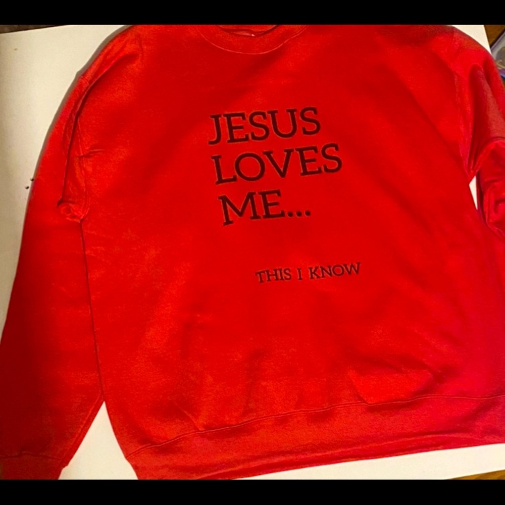 Red, size large sweatshirt.